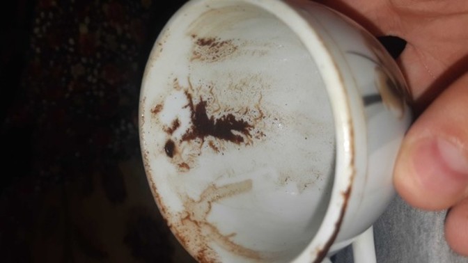 Kahve falı bakmasını bilenler bakabilir mii?