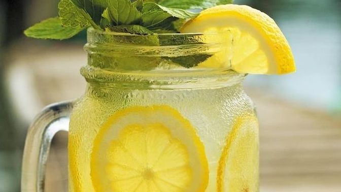 Neyli limonata seversin tahmin edeyim mi?