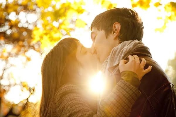 Sevgilinin en sensiz yapamam dediğin özelliği nedir?