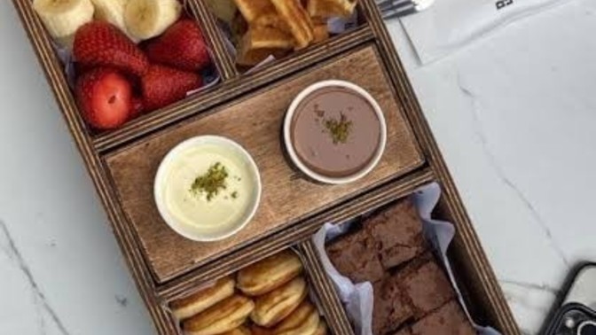Bana en sevdiğiniz bir içeceği ve yanında severek yediğiniz bir yiyeceği söyleyin desem favori ikiliniz?