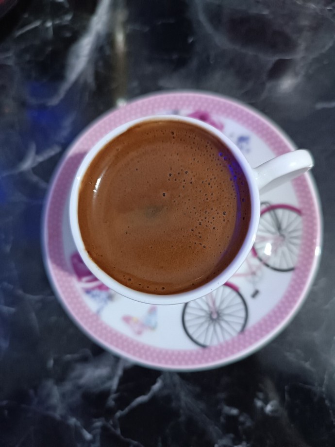 Türk kahvesini nasıl içersiniz?