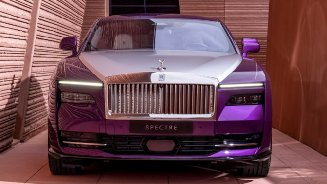 Bundan sonra hiç aşık olmayacaksın ama Rolls-Royce Spectre (Elektrikli) kazanacaksın deseler kabul eder miydin?