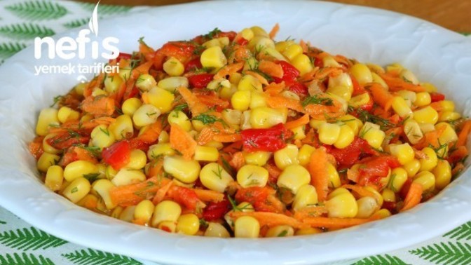 Salata Olmadan Yemek olur mu salatasız yemek neye benzer sizce?