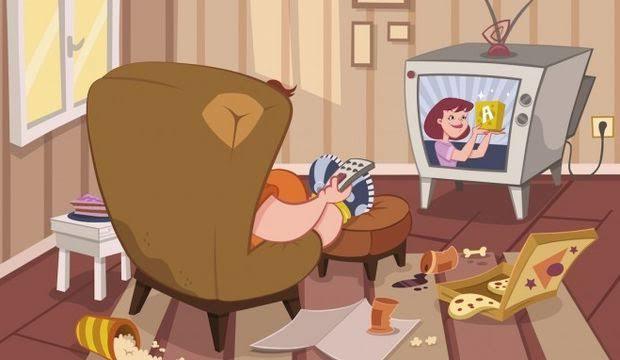 Kahvaltı yaparken ya da yemek yerken televizyon izler misin?