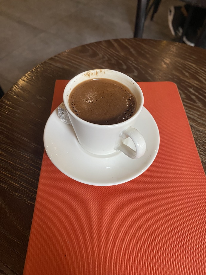 Kimler Türk kahvesini sade içer?