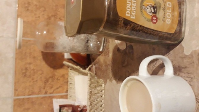 Kahve içmesini sever misiniz☕☕☕?