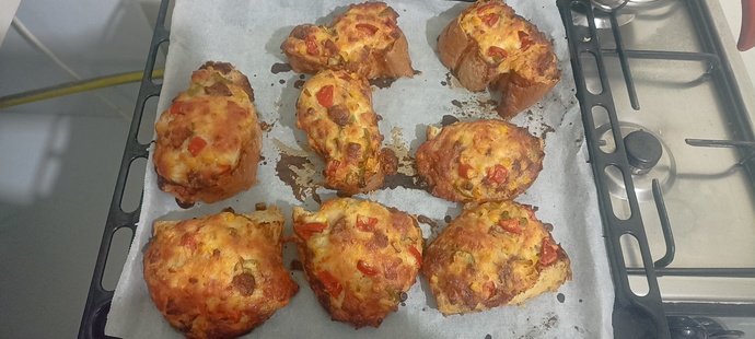 Yalancı pizza yaptım?