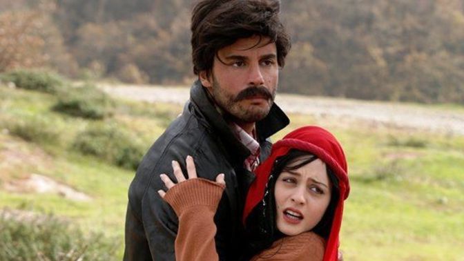Hiç birine aşık olmadığınız halde ilişki yaşadınız mı? Nasıl hissettirdi?