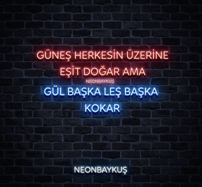 Seni seviyorumdan daha güzel bir yalan var mıdır?