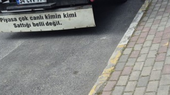 Arabanızın arkasına ne yazdırırsınız?