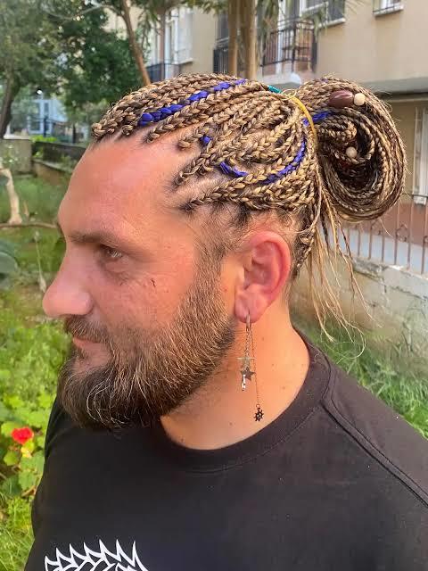 Ne de güzelmiş saçı