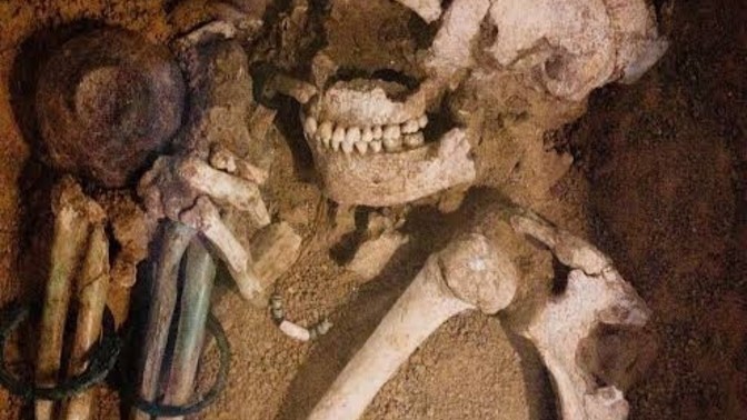 Sizce bu dünyada herşeyi kafaya takmaya değermi?