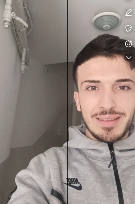 Sakalsız vs sakallı hangisi daha çok yakışıyor?