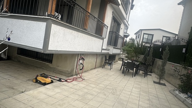 Evimizin bahçesi çok mu küçük kalmış eve göre?