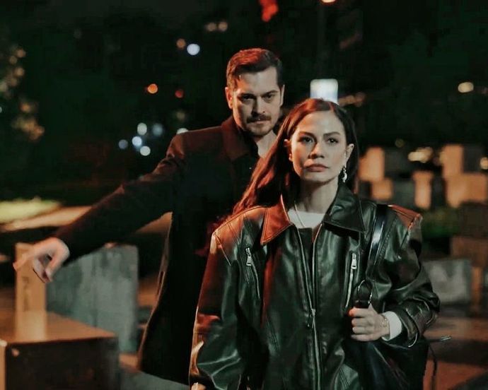 Reddettiğiniz biri başkasıyla sevgili olunca kıskanır mısınız?