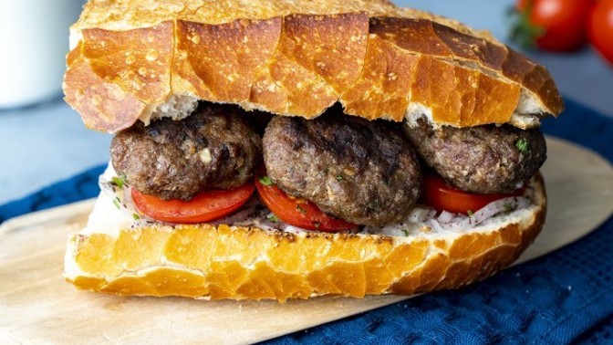 Ekmek arası en çok sevdiğiniz yiyecek nedir?