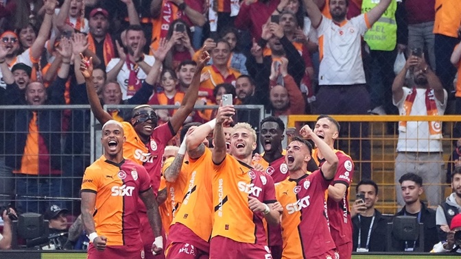 Ve Galatasaray 25. kez şampiyon oldu! Galatasaray'ı bu sezon nasıl buldunuz?