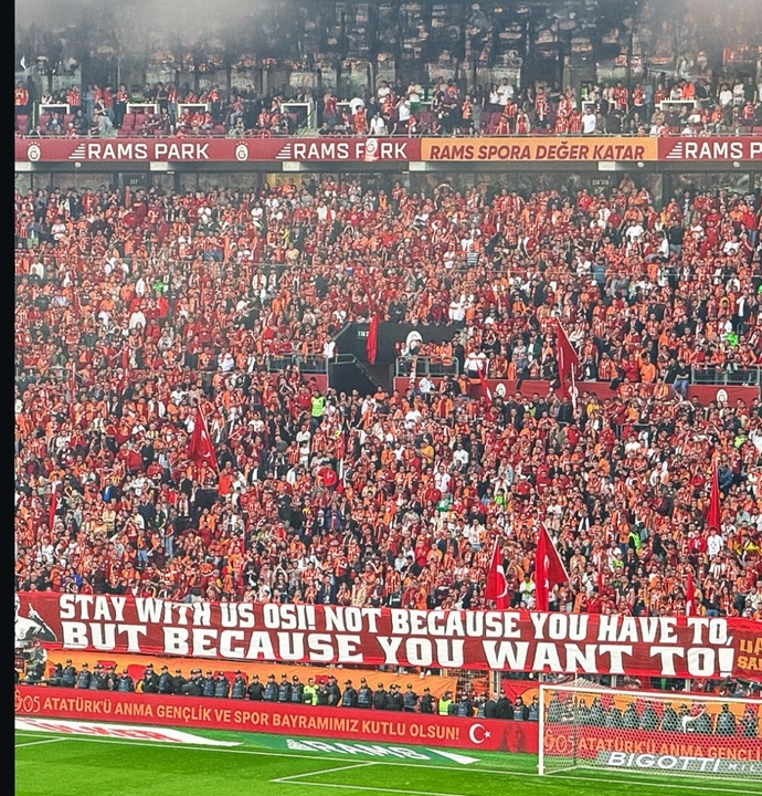 Galatasaray ❤️💛 2024-2025 Trendyol Süper Lig sezonunda Şampiyon 🏆 olarak 5. yıldızı 🌟 taktı, ne düşünüyorsunuz?