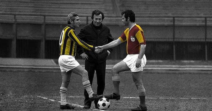 Ezeli rekabeti düşmanlıkla karıştırana taraftar denir mi?