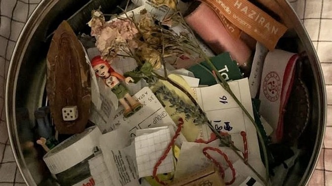 Sizin için değerli şeyleri sakladığınız anı kutunuz var mı?