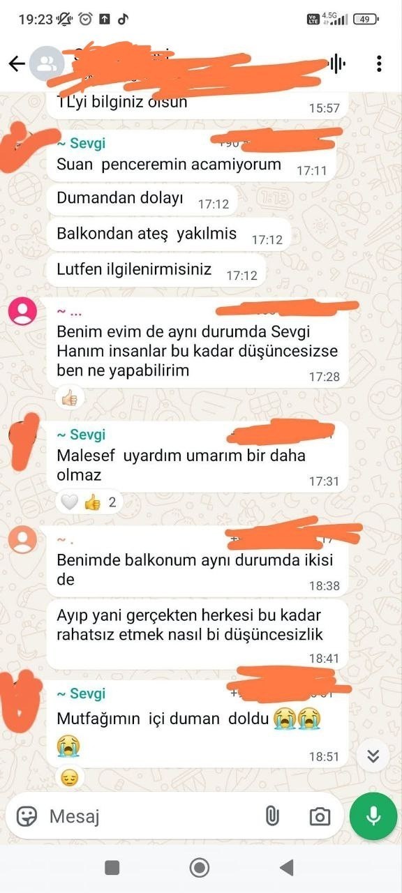 Üst komşumun abartıp gruba şikayet etmesi normal mi?