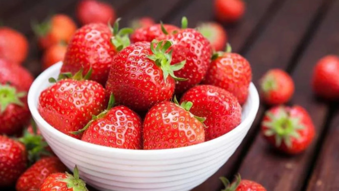 🍓🍎 Meyveler Kapışıyor! Tatlı mı çıtır mı?