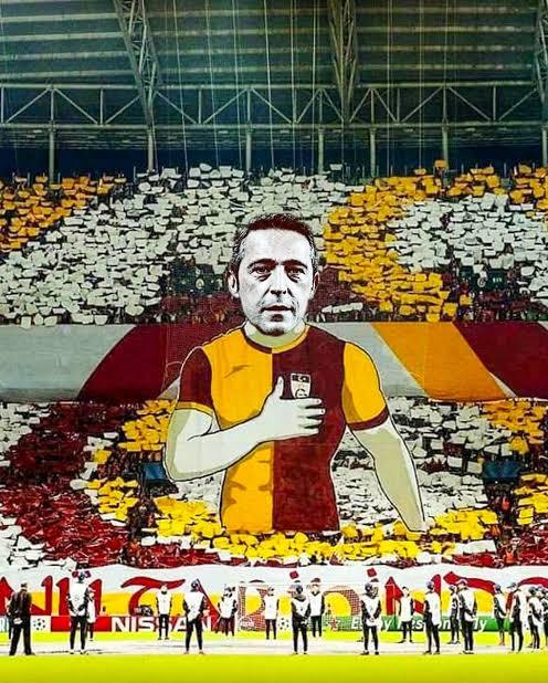 Sizce Galatasarayda sezonun yıldızı hangisidir?
