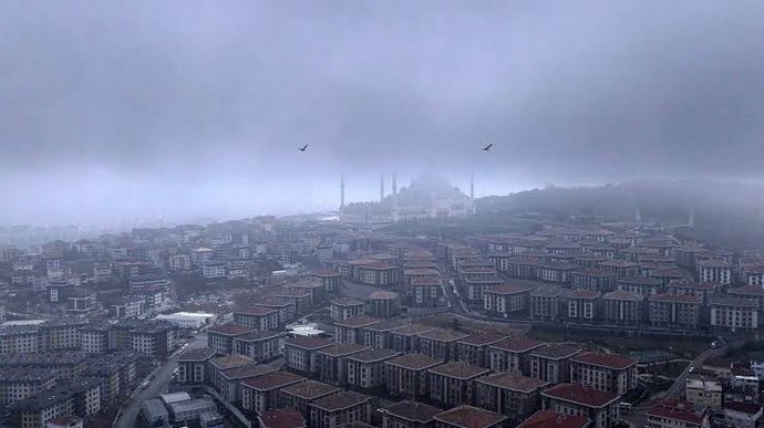 Puslu ve kötü havalar gündelik hayatta kötü, mutsuz hissetmenize sebep oluyor mu?