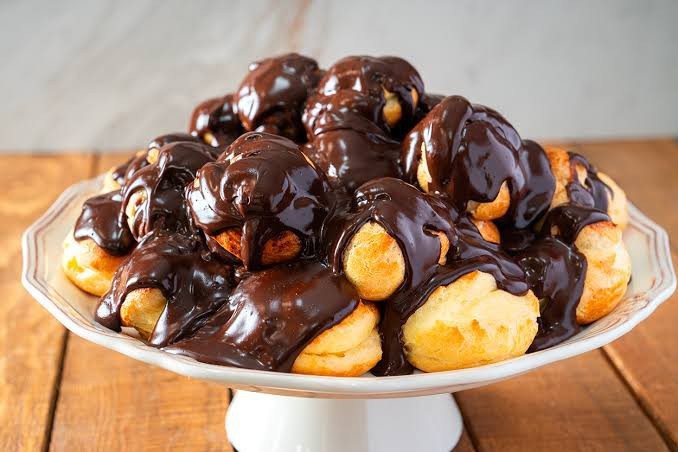 Bugün supangle mi yesem profiterol mü?