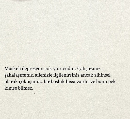 Maskeli depresyon yaşadığınızı düşündünüz mü hiç? Dışarıdan mutlu görünmek zorunda kalmak nasıl hissettiriyor?