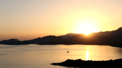 Gün doğumunu mu yoksa gün batımını mı izlemeyi seversin?