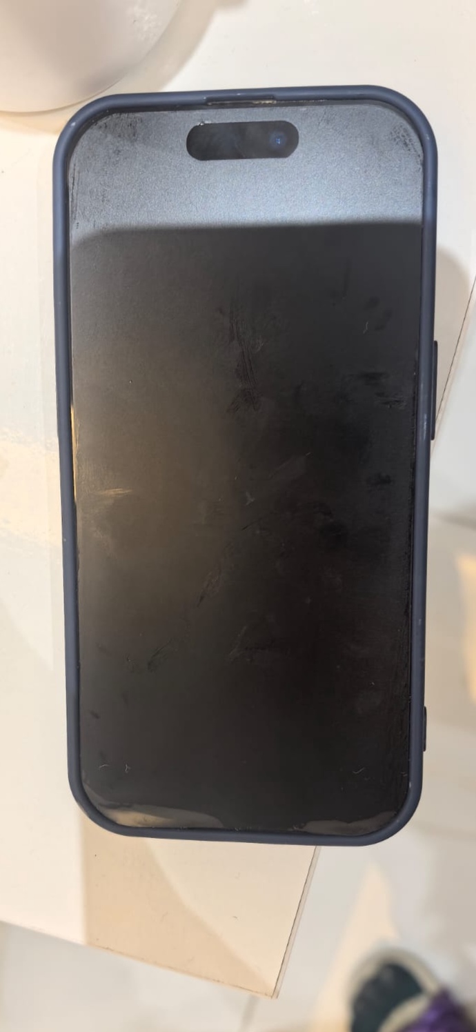 Telefonuma ekran koruyucu taktırdım 250₺ aldı ama bozuk taktı😒?