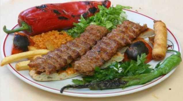 🔥Adana mı, 🔥Urfa mı? Damak Çatlatan Kebap Savaşı Başlasın! 🥊🍢?