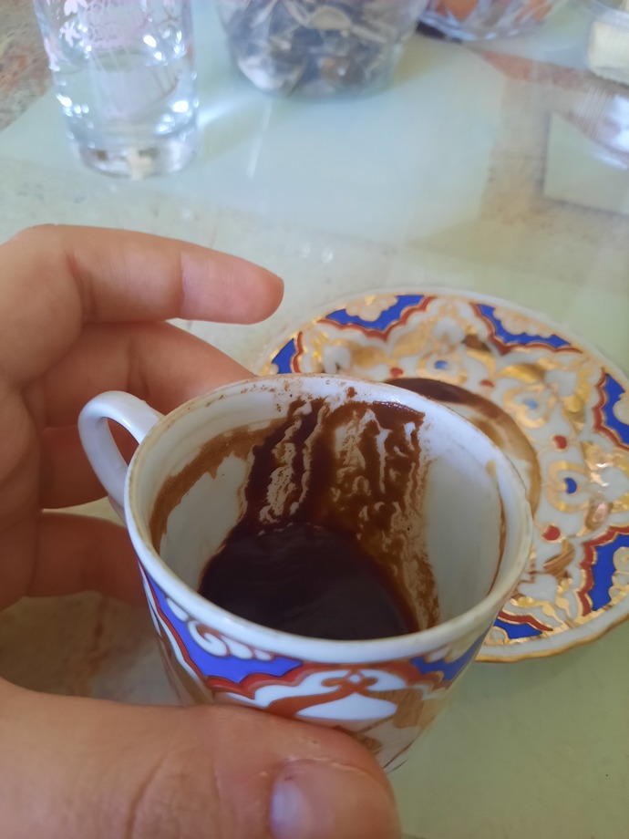 Fal bakmayi bilen varsa bi el atabilir mi?
