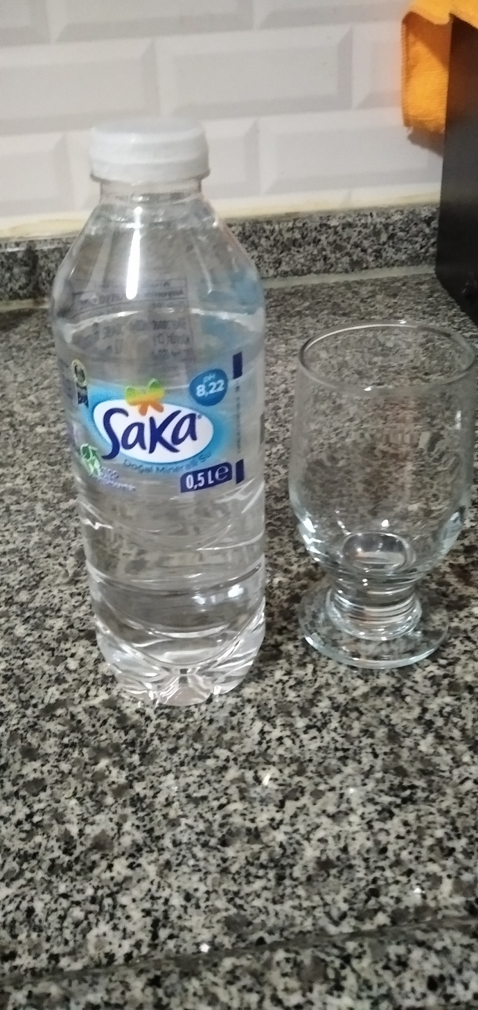 İçtiğim su saka mı , bu açtığım soru şaka mı?