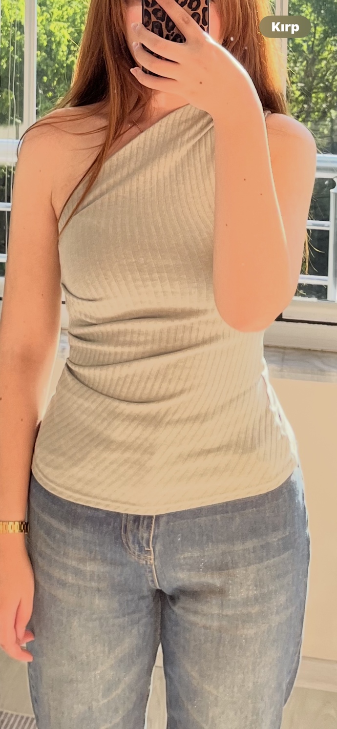 İlk date için bu kombin nasıl olur?