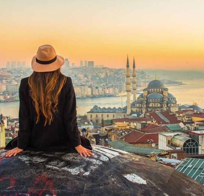 Modern çağda sanatçı olmak mı, kültür taşıyıcısı olmak mı daha zor?