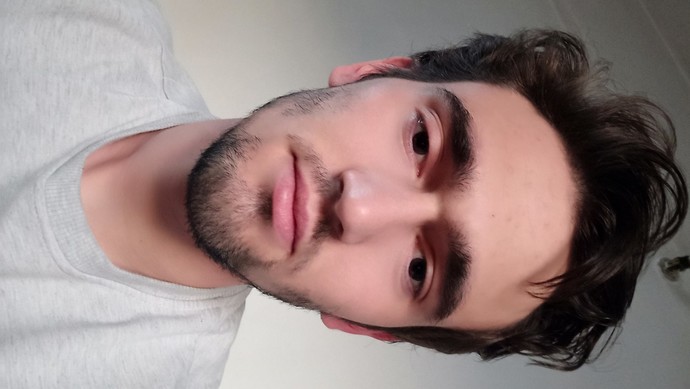 Kabuğuna çekilip hayatın güzel olacağına inanmak mı?