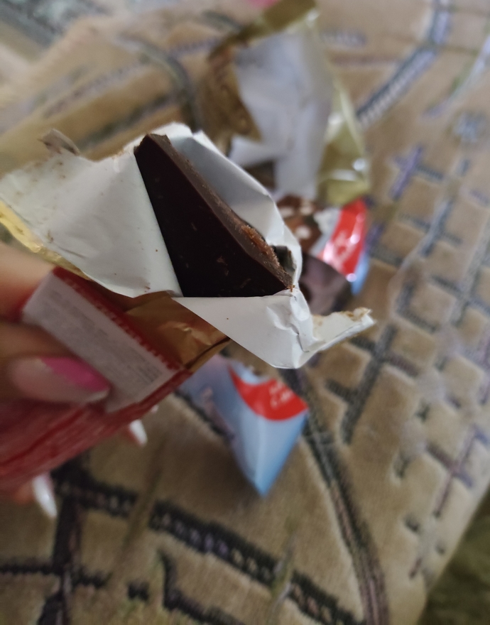 Çikolatamı paylaşacak bir sevgiliyi nerden bulabilirim?🤔🤔🤔?