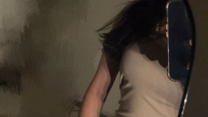 Fotodaki ince bel mi?