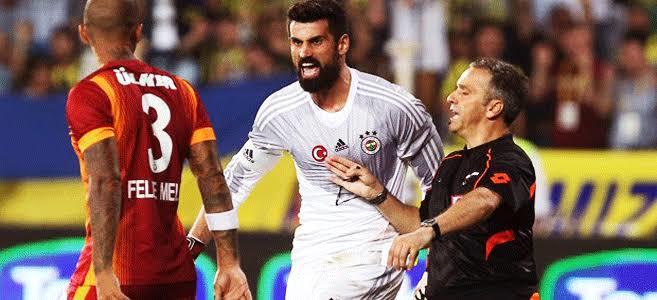 Süper Ligin en beyefendi futbolcularından ilk 11 kurdum. Sizce bu kadro neler yapardı?