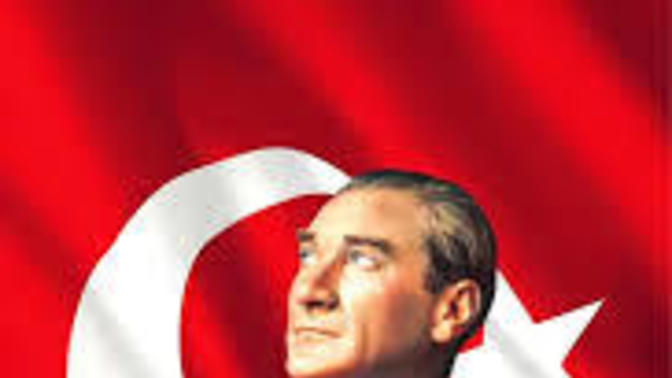 Öcalan ın Kürtlerin kurucu önderi gibi anılması hakkında ne düşünüyorsunuz?
