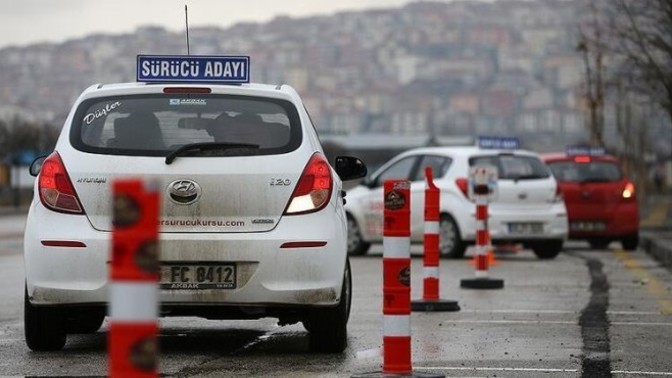 Bugün direksiyon sınavım var, çok heyecanlıyım. Ne yapmalıyım?