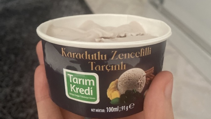 Farkı aromalı dondurma yemeyi sever misiniz?