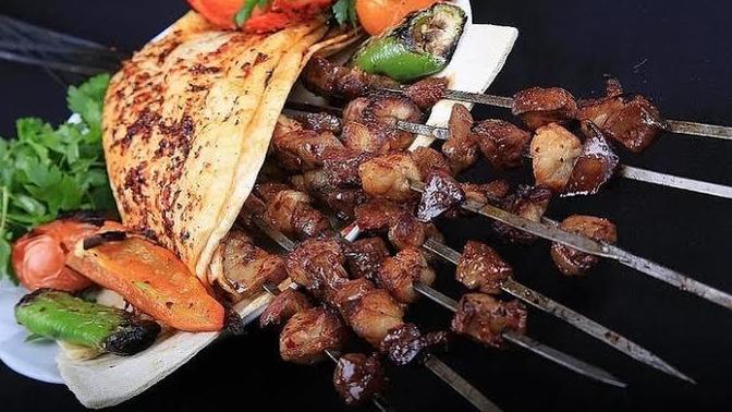 Sabah kahvaltıda ciğer yer misin?