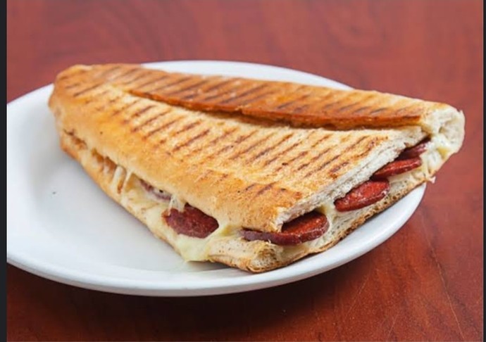 Tost Dediğin Neli olmalı en çok hangi tür tost seviyorsunuz?