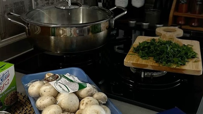 Gece üşenmeden mutfağa girer, yemek yapar mısınız?