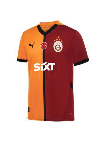 (Fanatik Galatasaraylılara) Sizce hangi forma daha güzel ya da biri size forma hediye edecekse hangisini isterdiniz ?