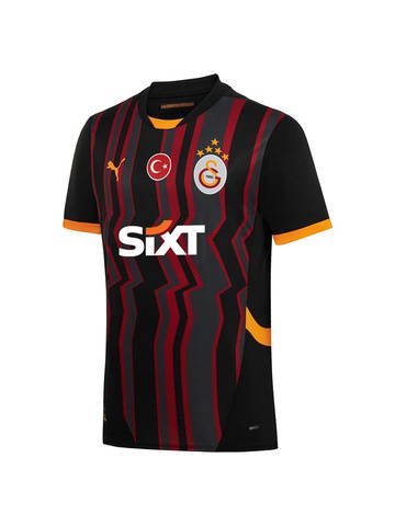 (Fanatik Galatasaraylılara) Sizce hangi forma daha güzel ya da biri size forma hediye edecekse hangisini isterdiniz ?