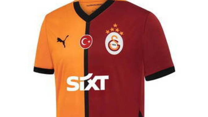 (Fanatik Galatasaraylılara) Sizce hangi forma daha güzel ya da biri size forma hediye edecekse hangisini isterdiniz?